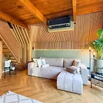 Maroska Pine Villa *